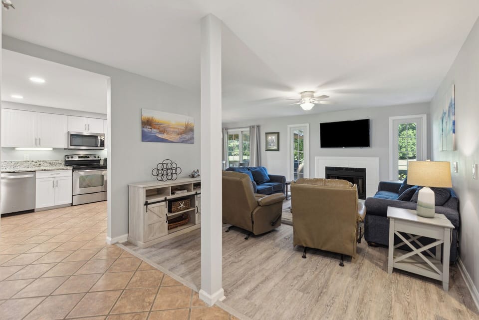 This ground-level villa provides a serene and inviting atmosphere with fine details, ensuring a memorable vacation for you and your companions.