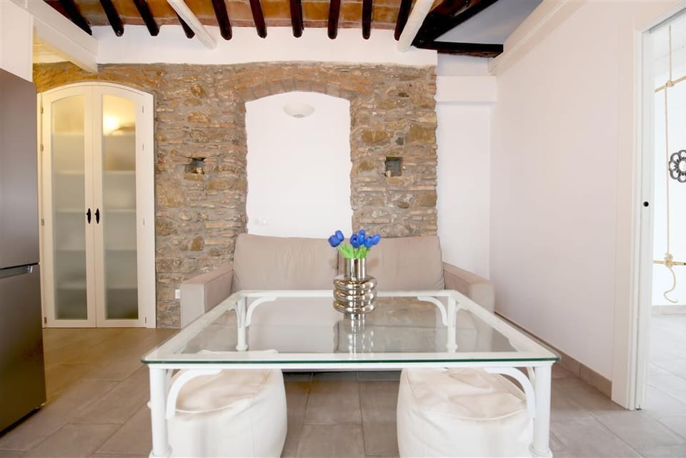 Another picture of the lounge area with comfortable seating
