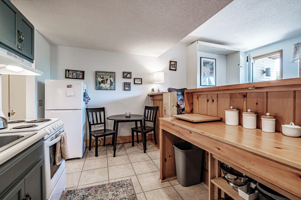 Kitchen/dining