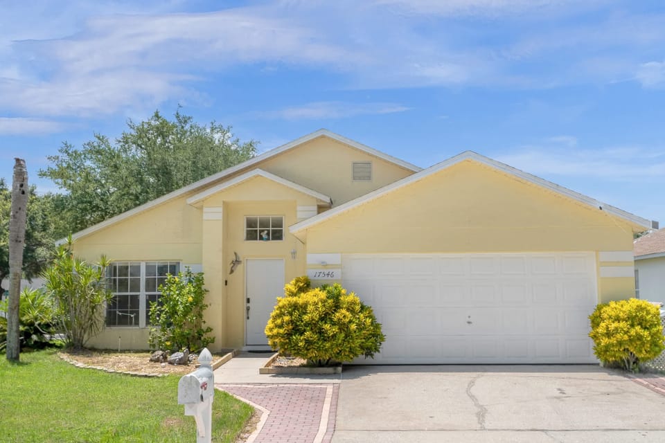 5 Bedroom Home in Clermont