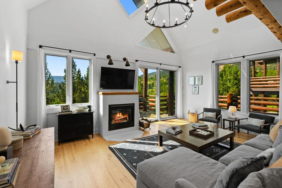 Spacious Living Room