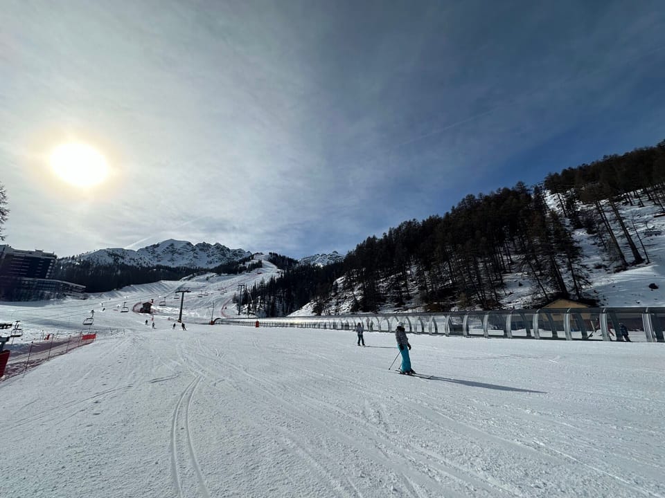 Snow and ski sports