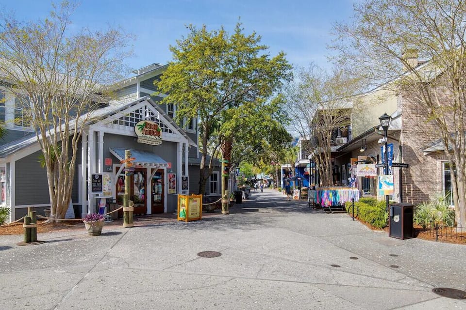 Sandestin - Baytowne Wharf