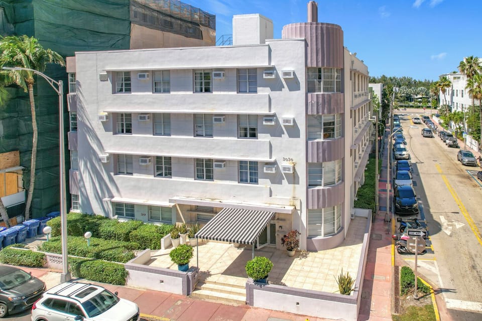 art deco building