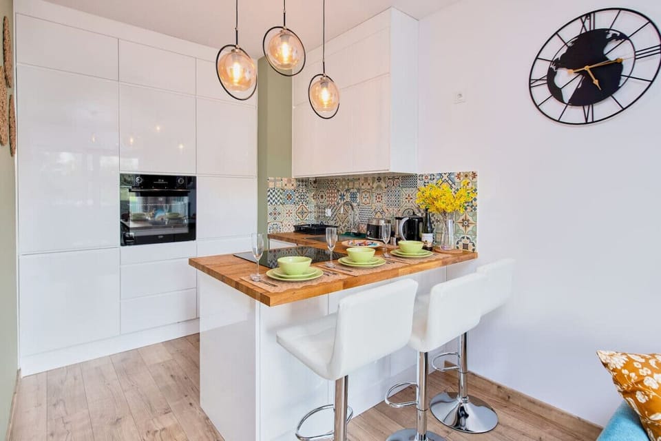 Fully Equipped Kitchen | Book Now with RENTUJEMY