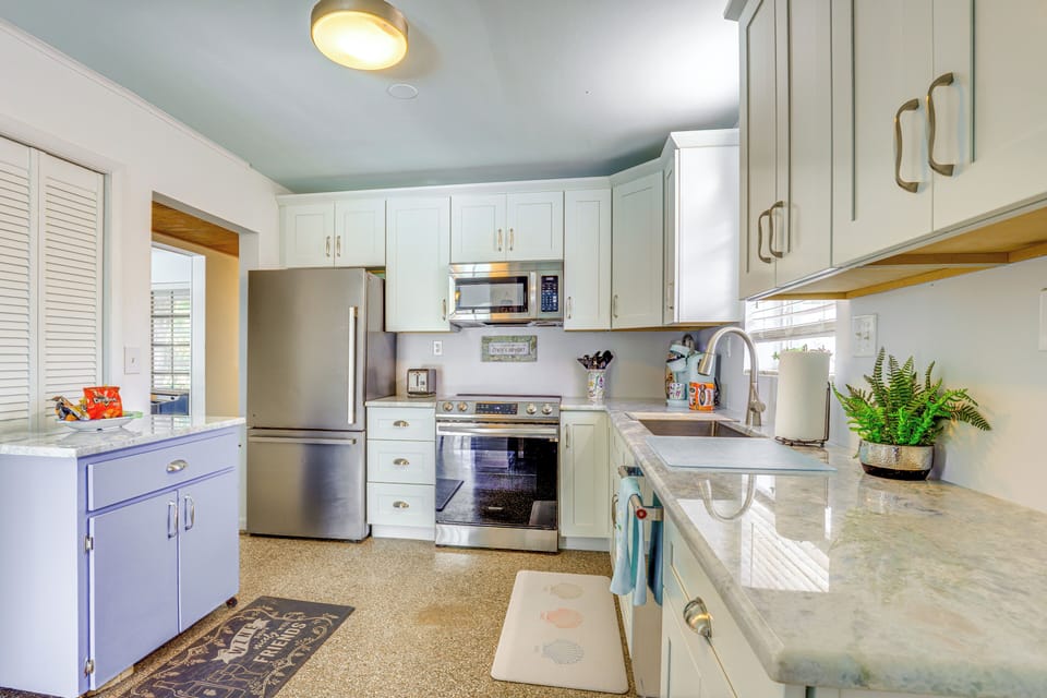 Kitchen | Keurig & Drip Coffee Makers | Toaster