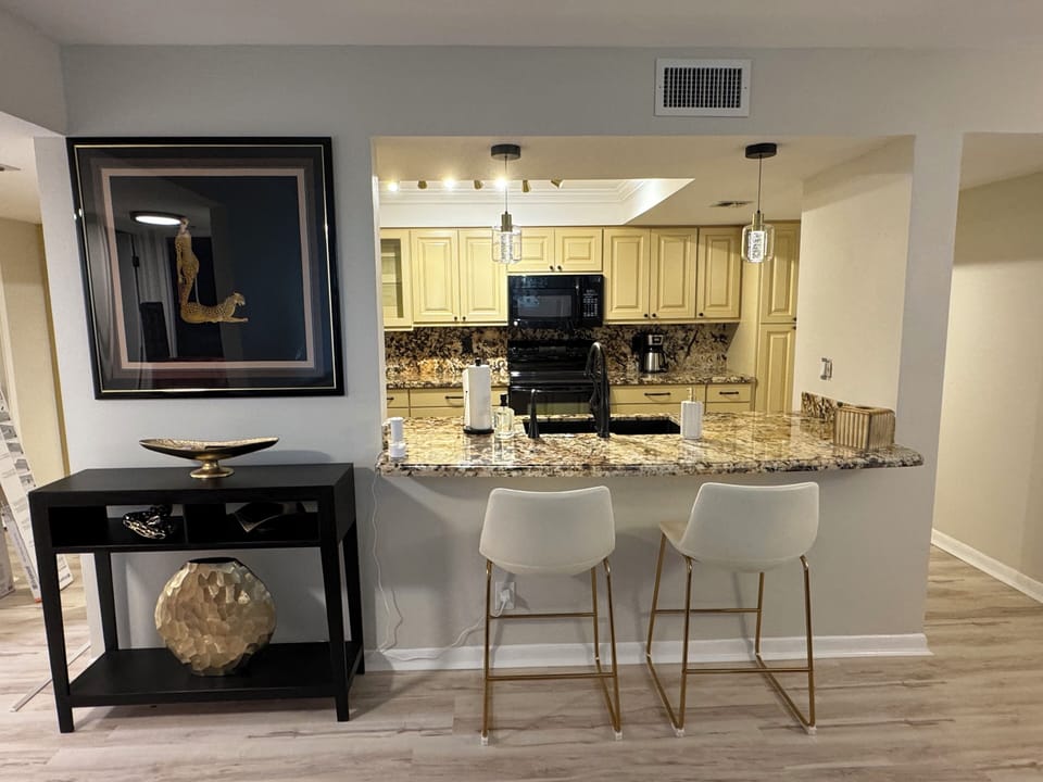 Large dining counter.