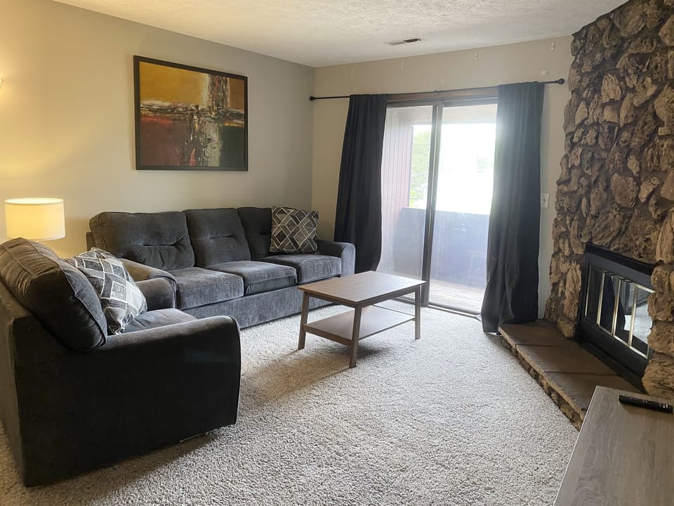 Living Room with 50" Smart TV