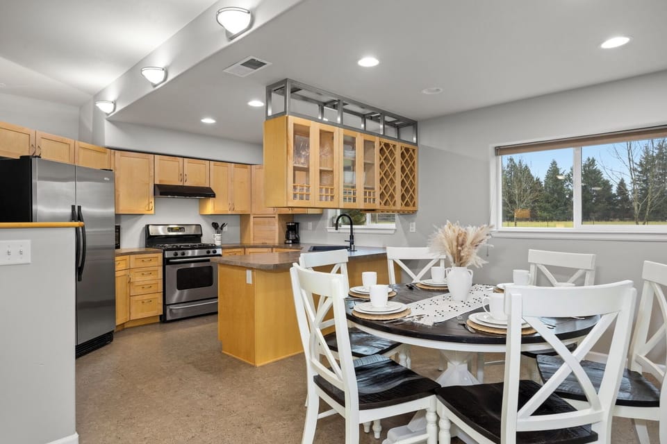 Fully equipped kitchen