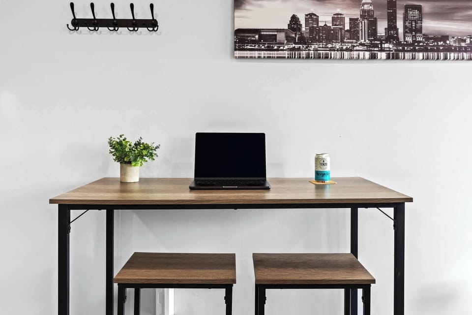 Living Room: Start your morning with a fresh brew or dive into work in this stylish, multi-functional breakfast nook.