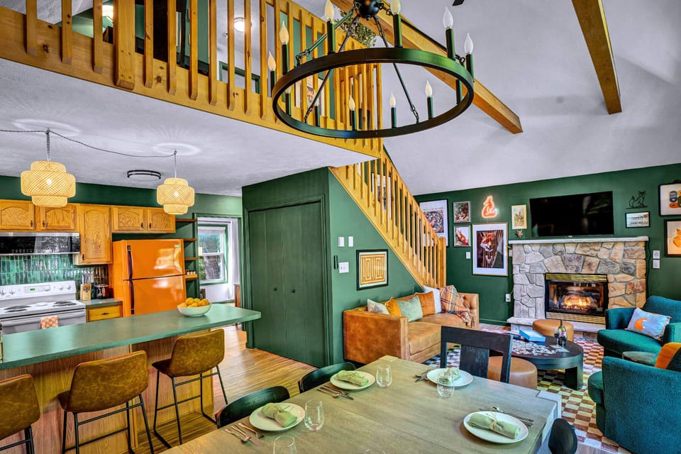 There is ample room for socializing, with the open kitchen, living, and dining areas enabling cooking and relaxing to happen all together.