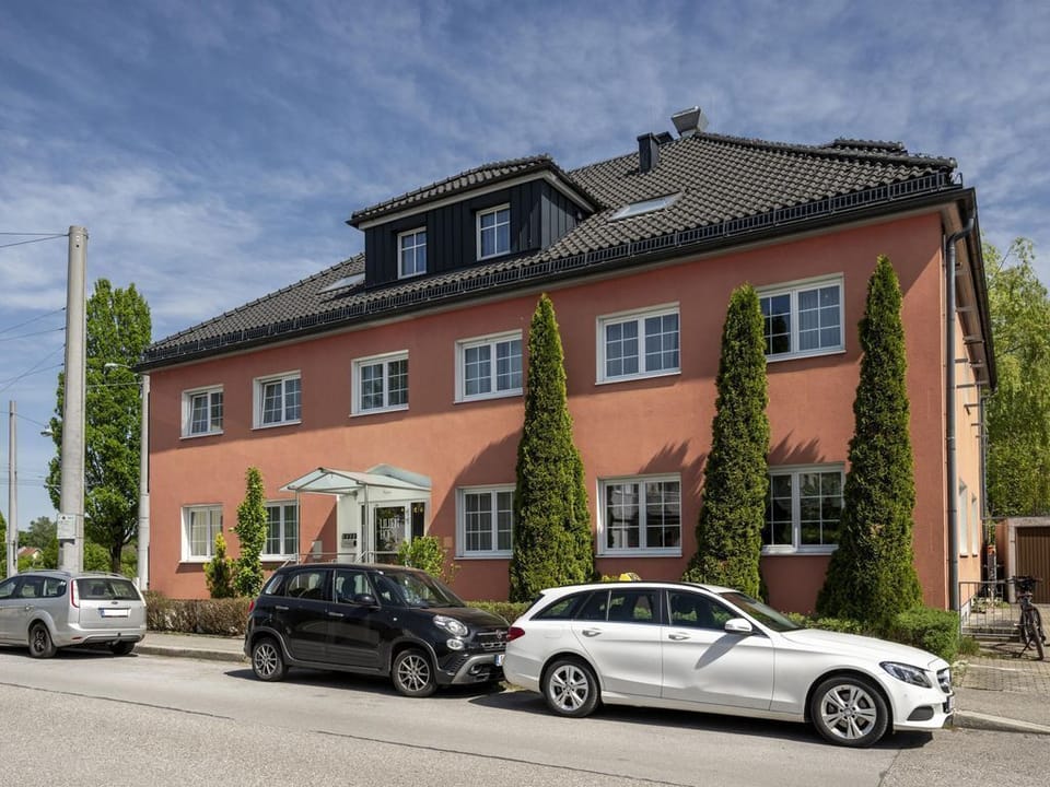 Double room with balcony, breakfast - Salzburg Hotel Lilienhof Bed and Breakfast in Salzburg