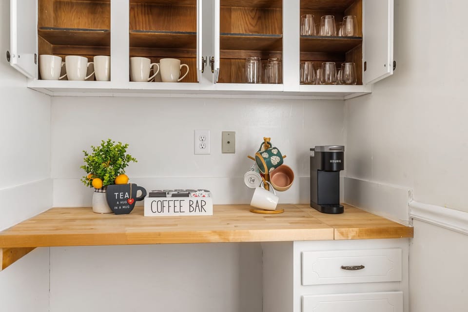 Dedicated coffee station nearby the kitchen