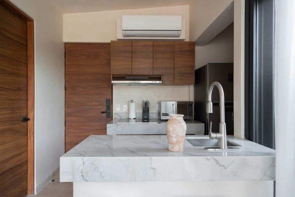 Fully equipped kitchen in the penthouse.