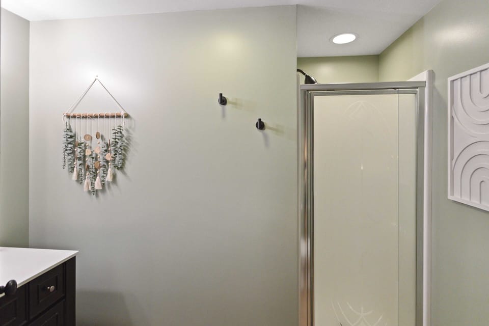 Main Floor Common Bathroom with Step-In Shower