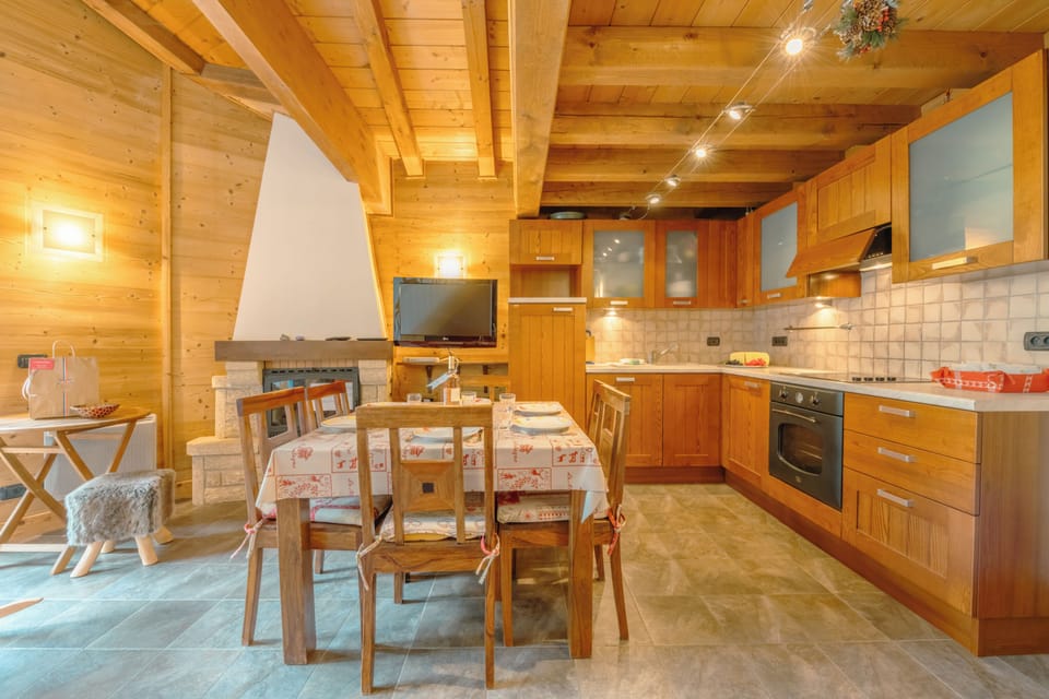 Living and dining room