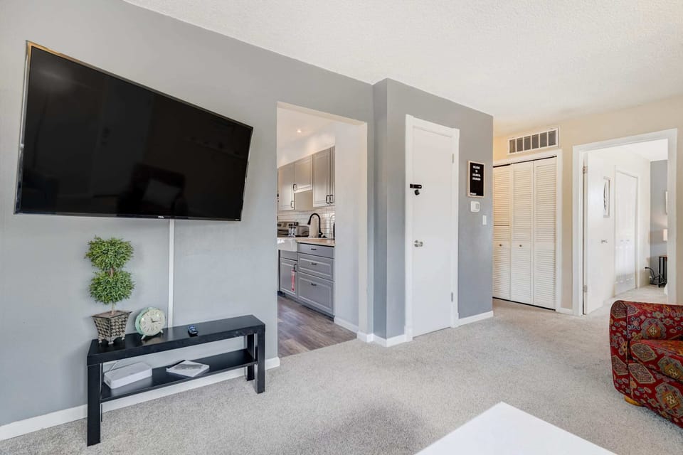Relax and unwind after a long day in this comfortable living room.