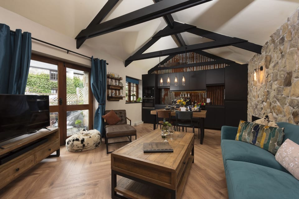 The Old Dairy, Carnhell Green, Hayle: Complete with bespoke features and sumptuous furnishings