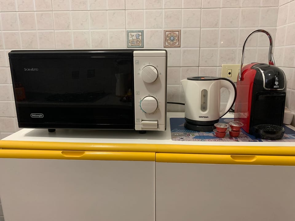 Kitchen appliances