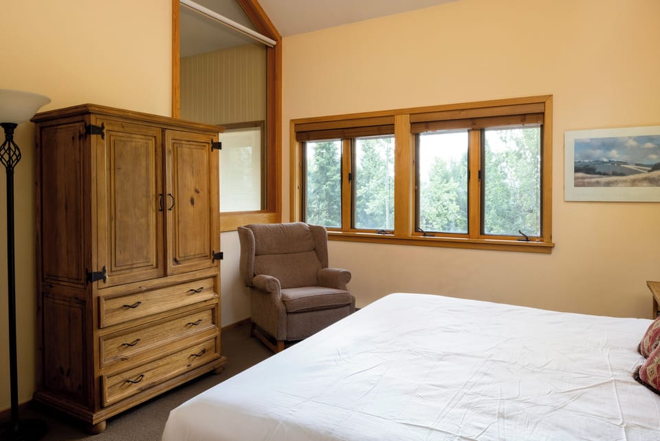 Upstairs Guest Bedroom 3