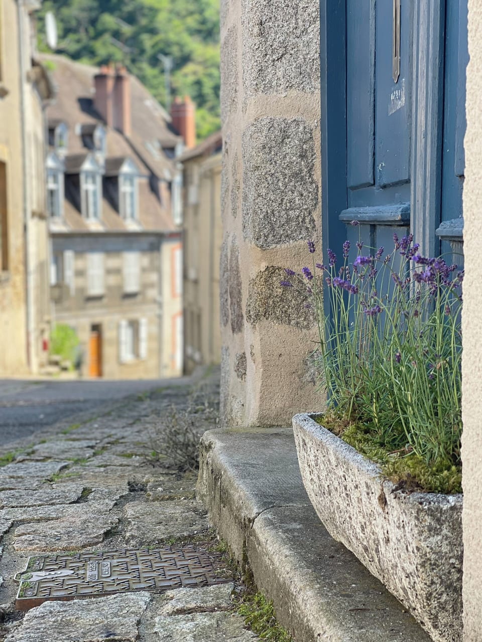 A 2 minute walk and you are by fabulous restaurants, wine bars, museums and more