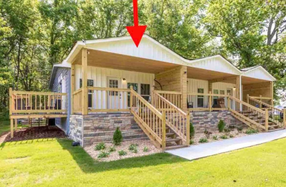 Your unit is the one with the red arrow. Unit C.