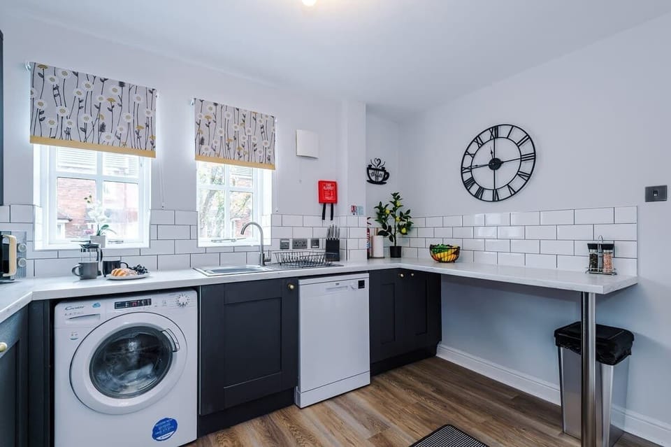 The fully equipped kitchen has everything you need for a long or short stay in Chester.