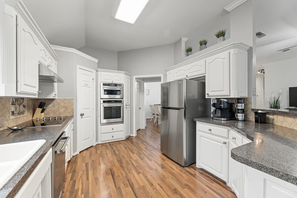 Fully Equipped Kitchen – Cook meals with ease.