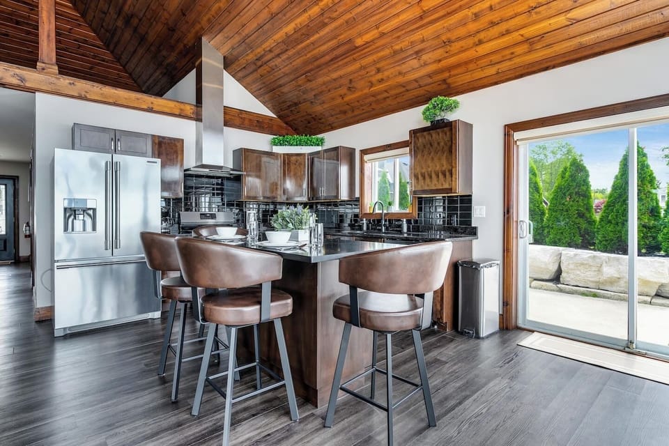 Kitchen with Dining Island