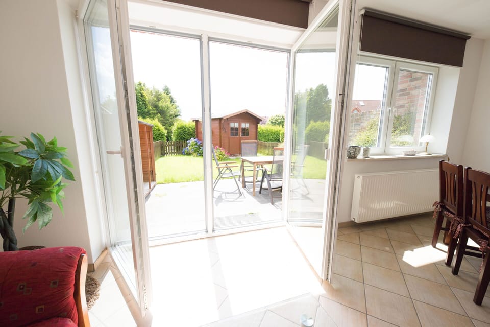 Vacation cottage Lighthouse House in Wangerland