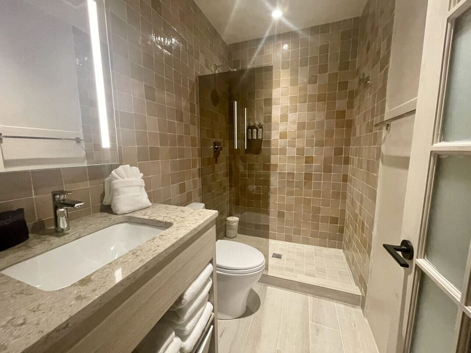 Room 6