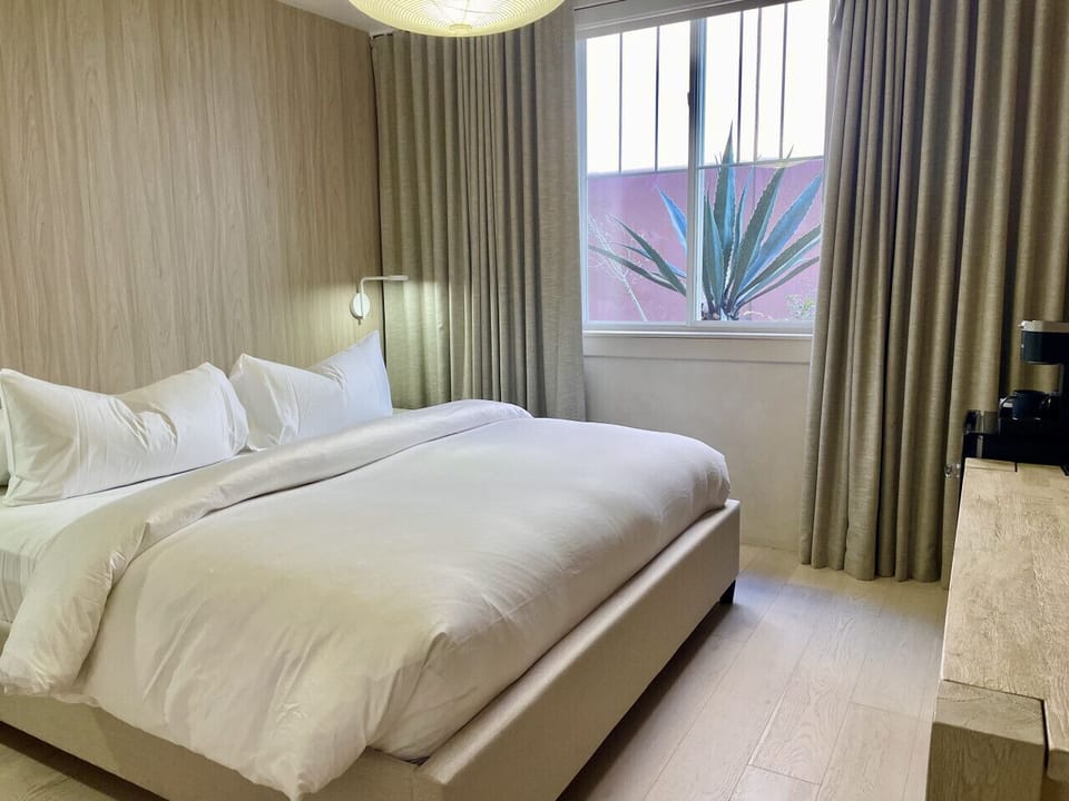 Room 6 - Bedroom 2