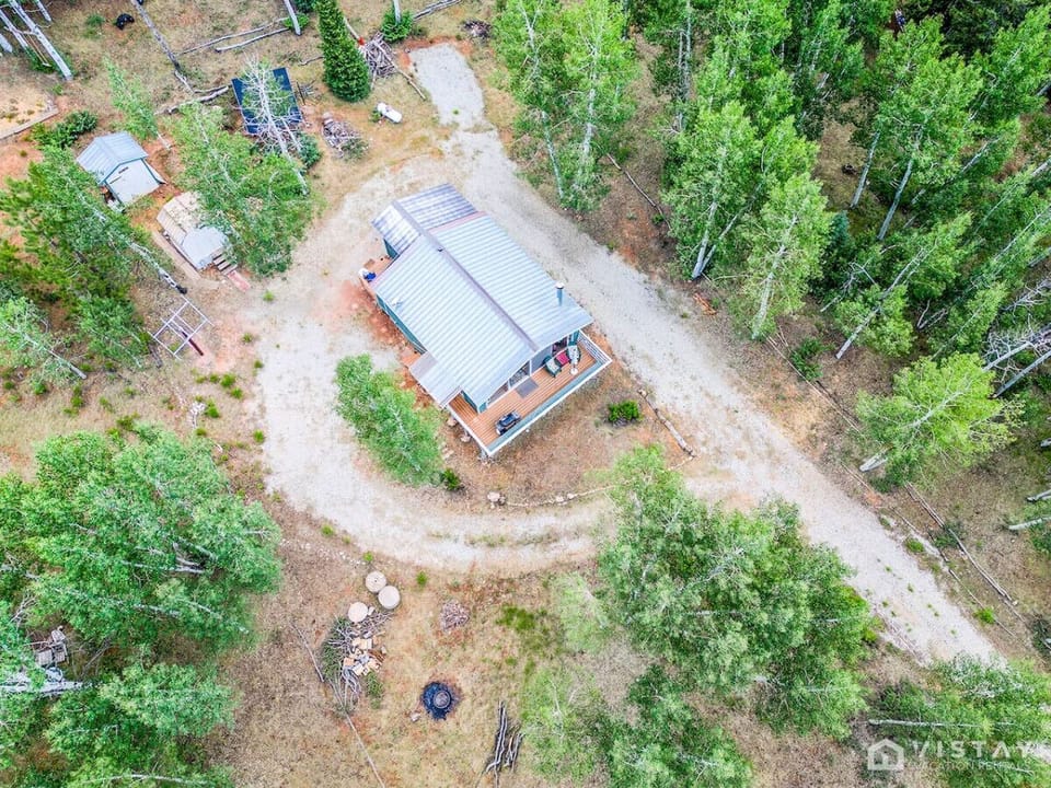 With easy access right off Strawberry Point Rd, it`s the perfect getaway for relaxation and adventure.