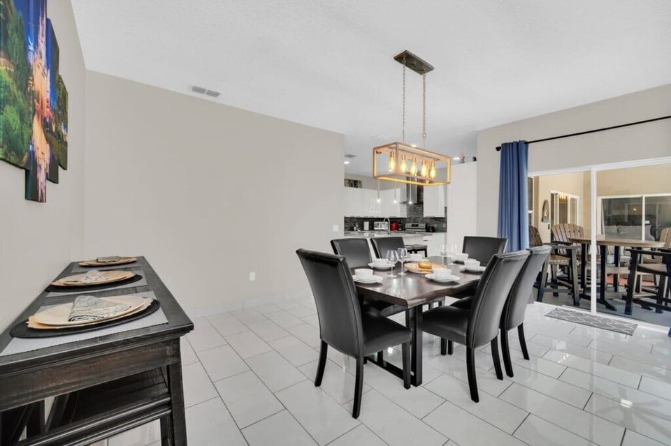 14-web-or-mls-5334-coral-vine-ln