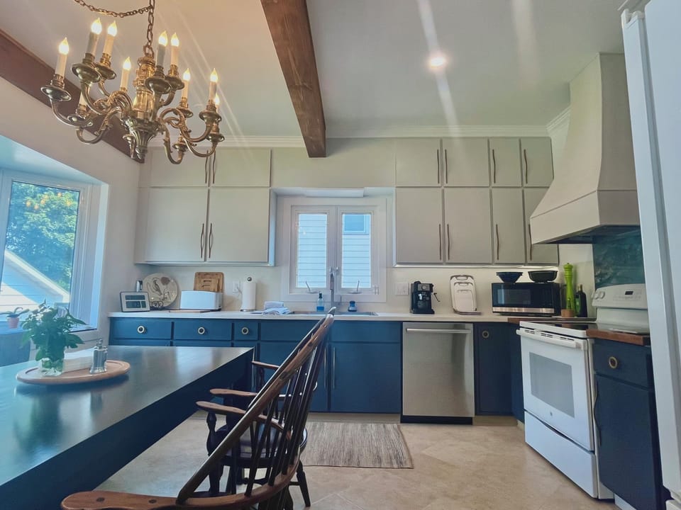 Large Well Stocked Kitchen with Espresso Maker, Microwave, Toaster, Etc...