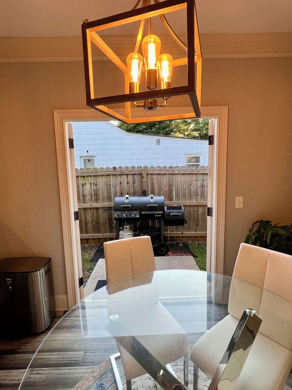 Outdoor dining