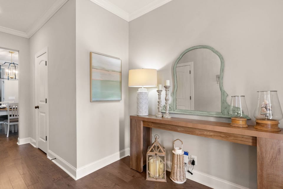 The peaceful, beachy decor makes you feel at home as soon as you walk through the front door.