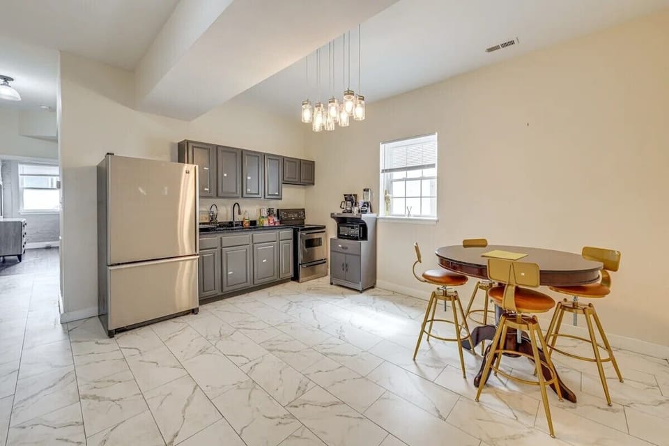 Kitchen Table