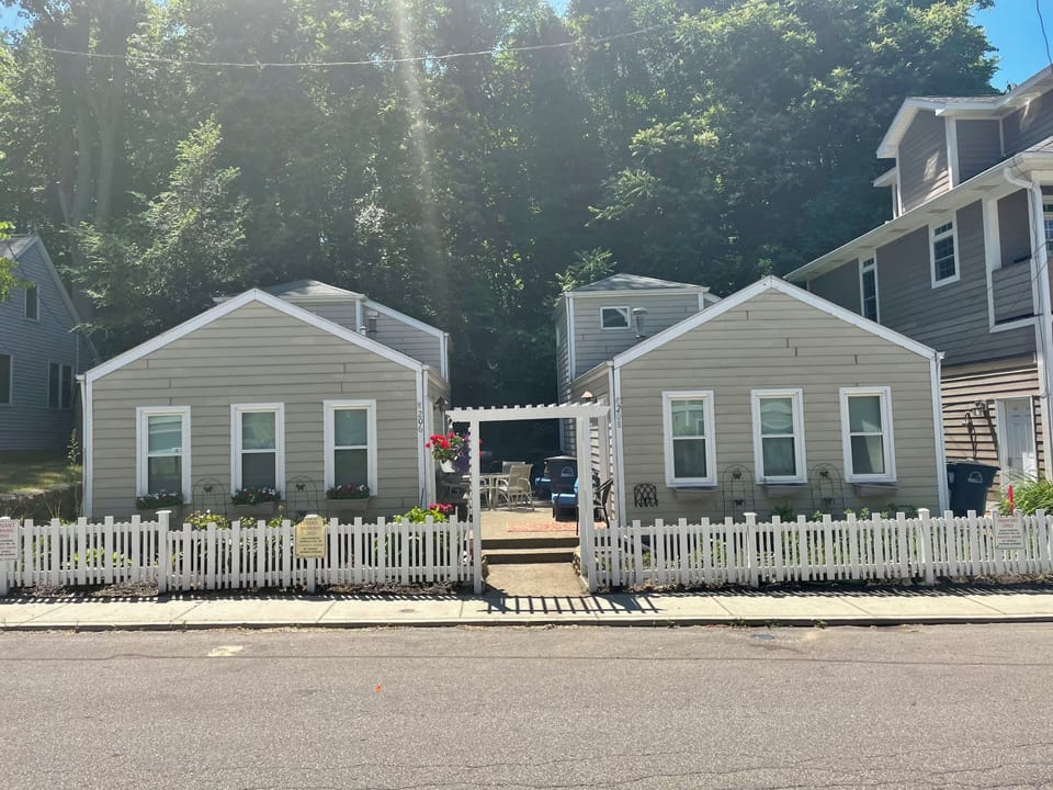 The cottage is on the right in the photo. Very cute and cozy!