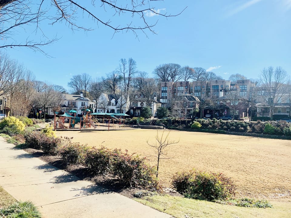 Brewer Park is in the middle of the neighborhood. 