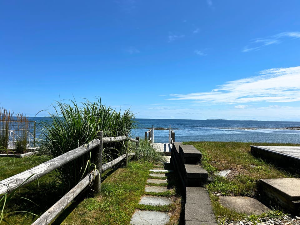 walkway from backyard to the beach 