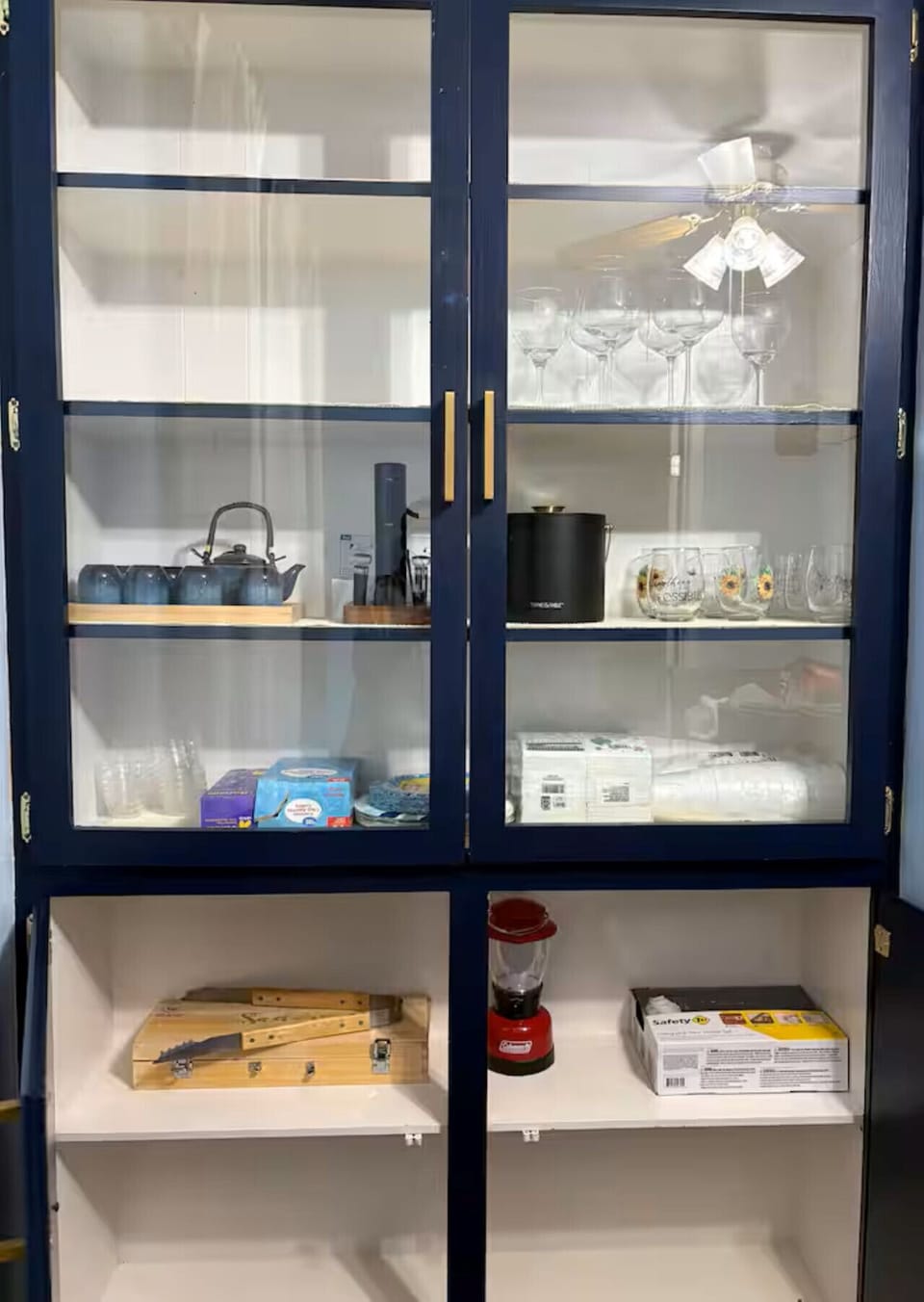 Find everything easily in our glass cabinets