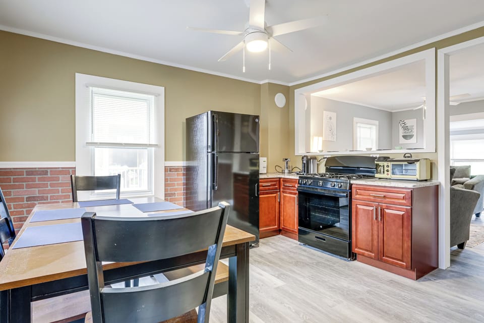Kitchen | Cooking Basics | 1st Floor | 2-Story Apartment