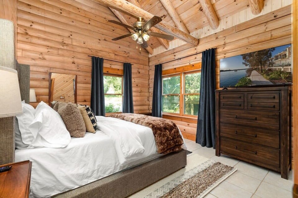 Relax with crisp linens and restful vibes