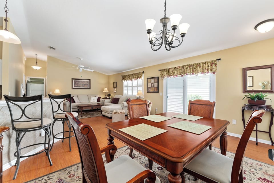 Formal dining