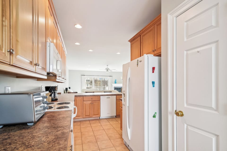 Main Level,Kitchen,