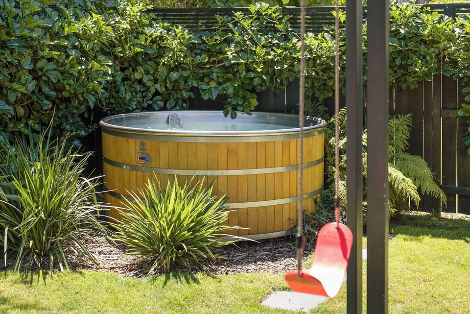 Hot tub