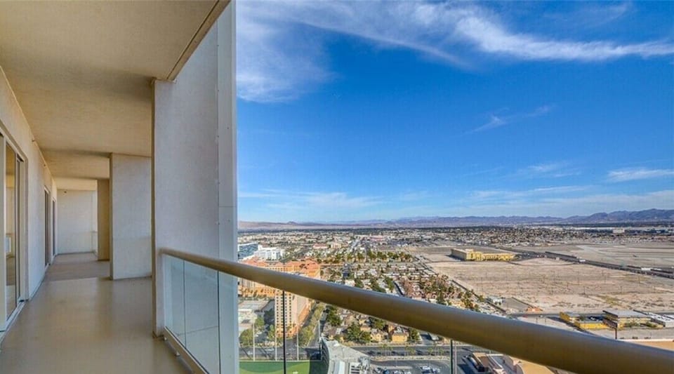 Wake up to endless desert and F1 raceway views from your 33rd floor penthouse.

Wake up to wide-open desert views — calm, quiet, and uniquely Vegas 🌄.  Or catch the F1 races w/ a clear view of the Main Straight!