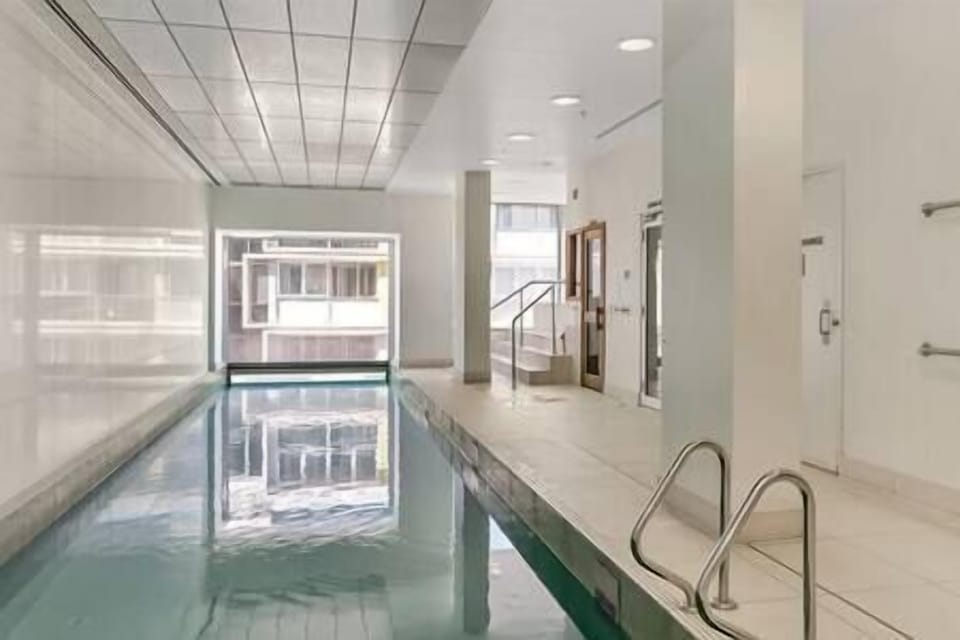 Swimming Pool (1)