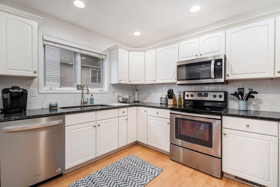 Main floor kitchen